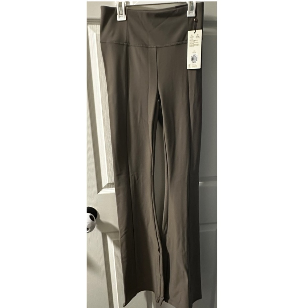 NWT Calia “Dark Grey” flare yoga pants size small tall